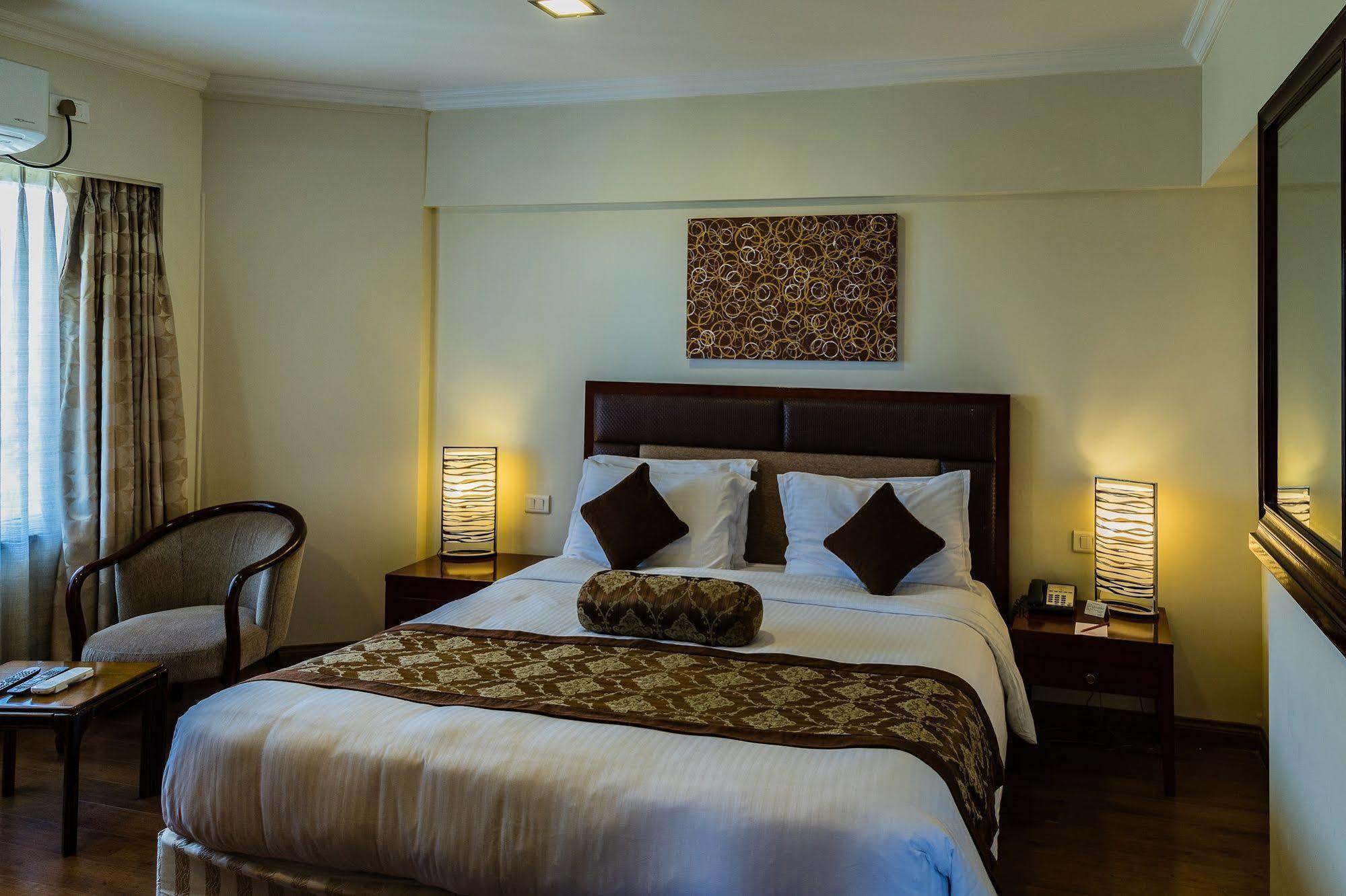 The Residence Hotel & Apartments Powai Bombay Extérieur photo